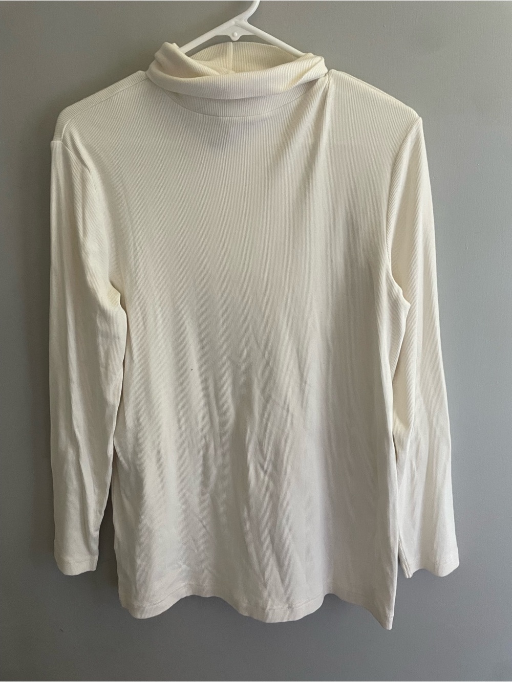 Eddie Bauer Women’s XL Ivory Ribbed Turtleneck Long Sleeve Top‎